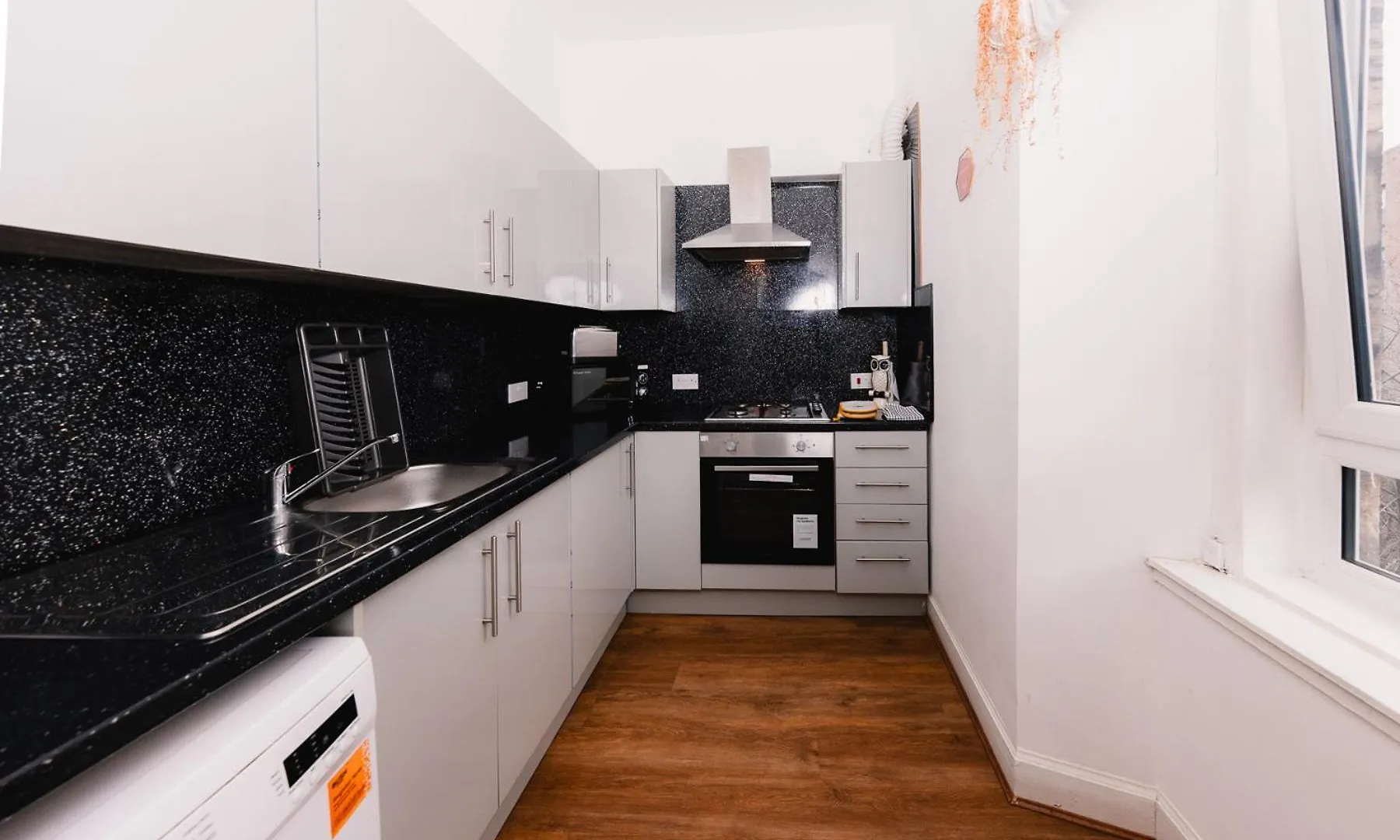 Desirable Edinburgh Apartment By The City Centre 0*,  Velká Británie